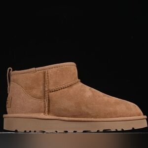 NWOT Women's UGG Classic Ultra Mini Boot Chestnut New No Box